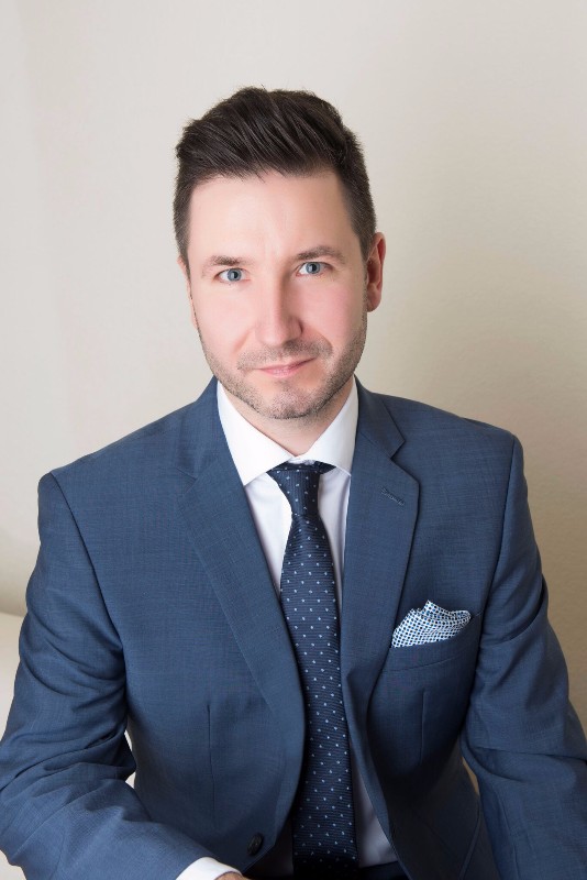 Radek Pomykaj - Tucson Gay Realtor