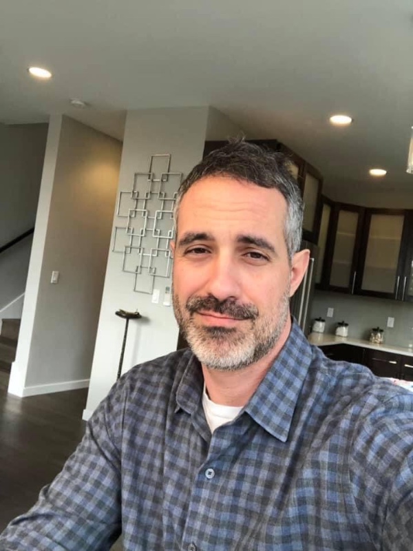 Evan Dyer - Seattle Gay Realtor